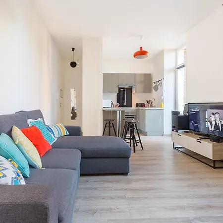 Travel Homes - The Armore - 1br City Center קולמר